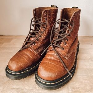 Brown Leather Dr Martens